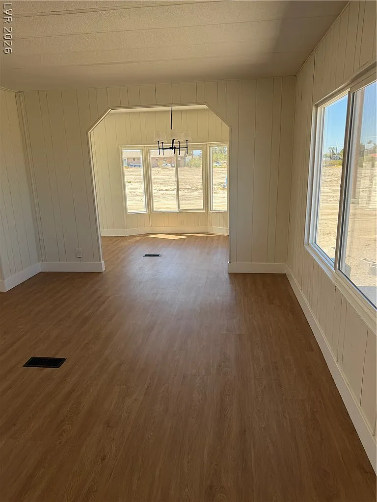 2 bed, 2.0 bath, 1244 sqft, $1,400 — Photo 2