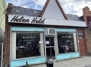 124 Anderson Ave, Fairview, NJ 07022