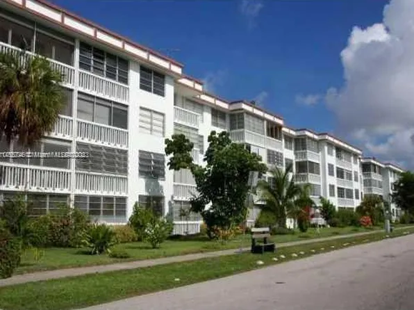 18601 NE 14th Ave APT 404, Miami, FL 33179
