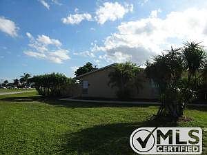 CCC 22890B Front Elevation