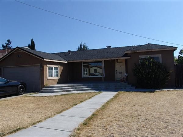 1st image of 20 Birch Ln