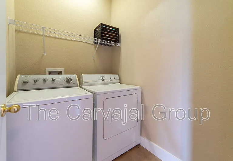 6646 S Goldenrod Rd #A — Photo 7