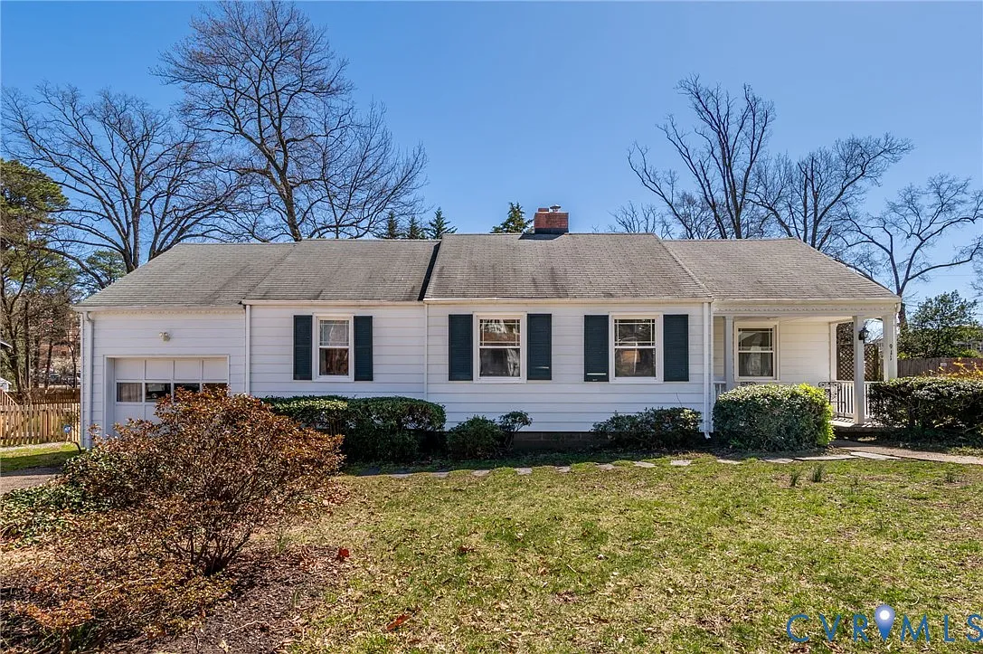 3 bed, 2.0 bath, 1826 sqft, $2,500 — Photo 1