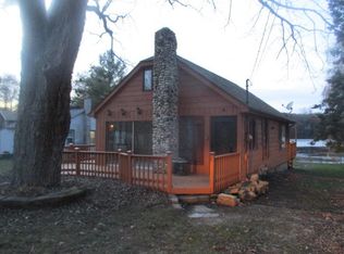N8911 Swift Lake Rd, East Troy, WI 53120