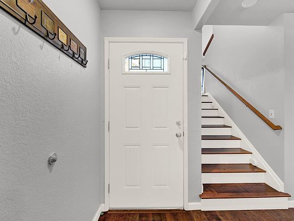 2nd image of 333 E T Street