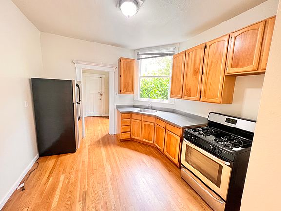 4th image of 4617 17th St