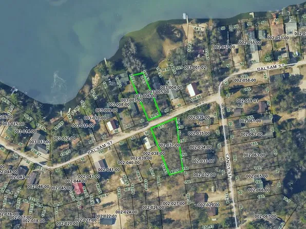 6 & 37 Balsam St, Johannesburg, MI 49751