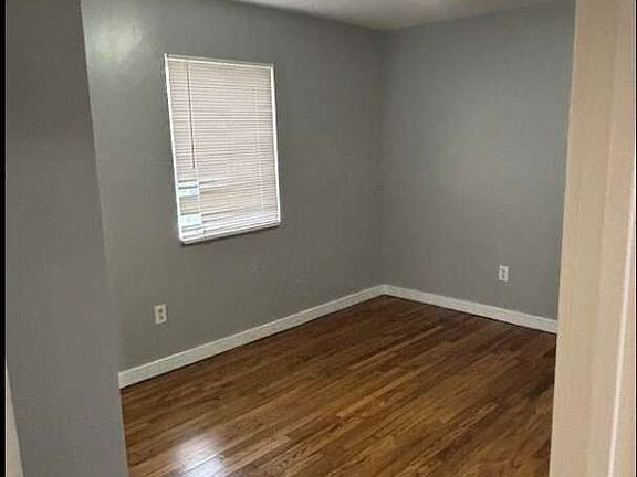 2nd image of 561 Formwalt St SW Unit 5