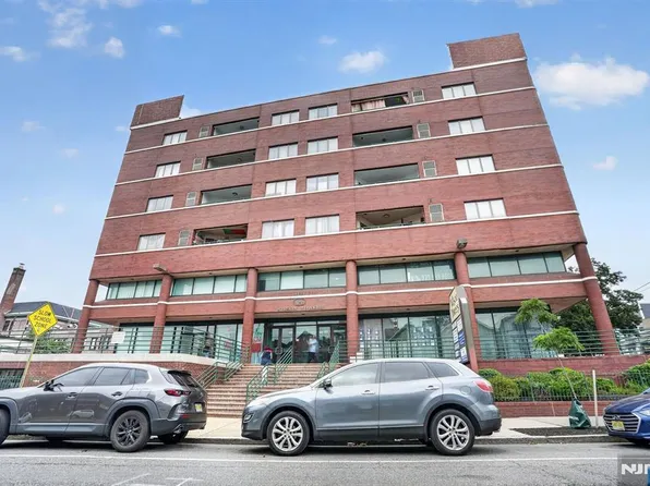 41-51 Wilson Ave, Newark, NJ 07105