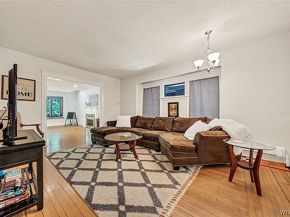 5th image of 179 Parkside Ave