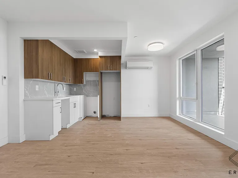 840 New York Ave #3F — Photo 1