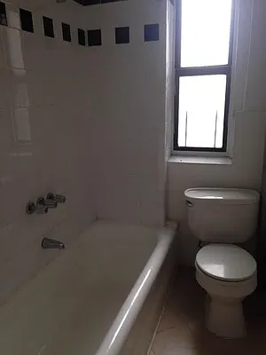 Rented by Lang Realty LLC | media 12