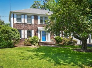 3 Ross Ct, Madison, NJ 07940