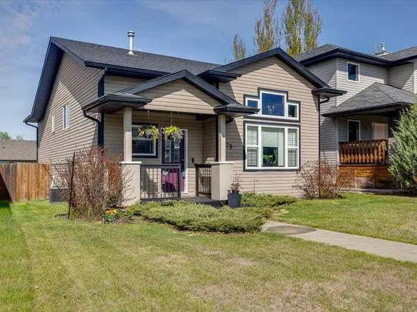 29 SE Rolling Ridge Hls, Blackfalds, AB T0M 0J0