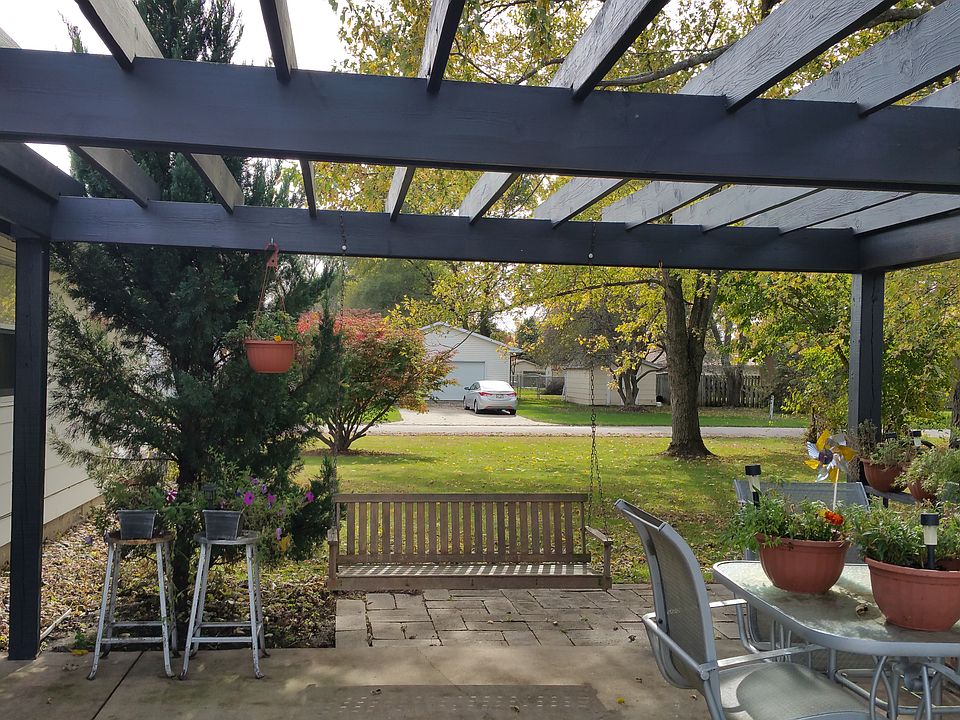 2nd image of 1070 Ainako Ave