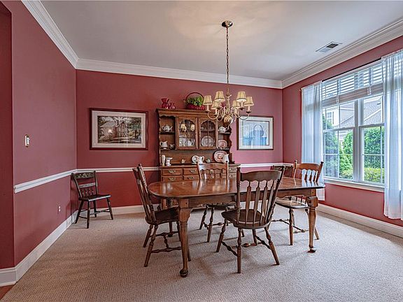 4th image of 1859 Gregory Pl
