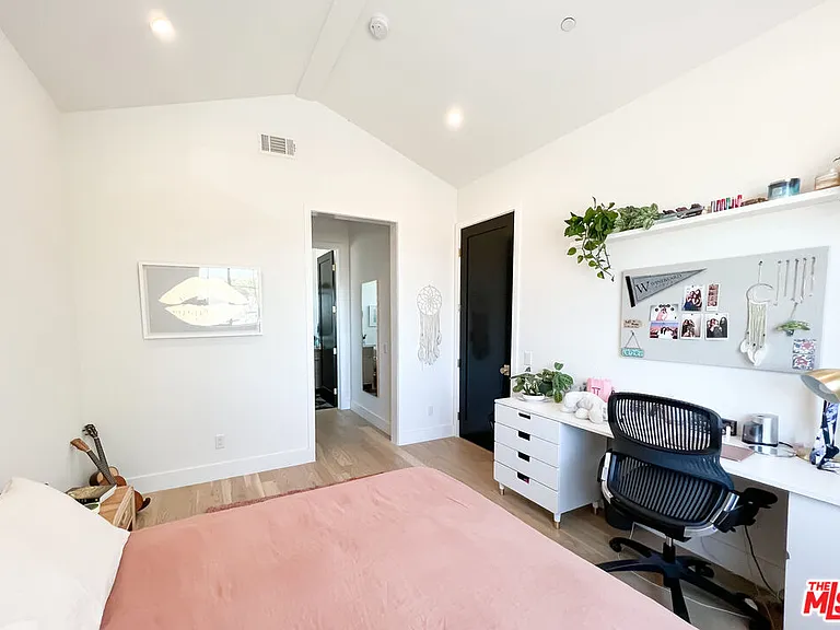 3544 Ocean View Ave — Photo 17