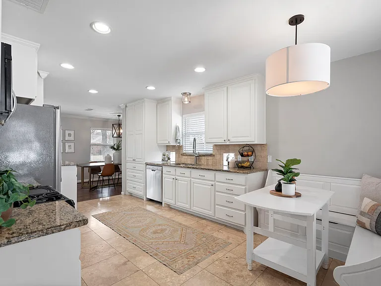 10615 Larchfield Ln — Photo 15
