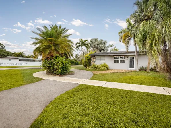 17275 SW 302nd St, Homestead, FL 33030