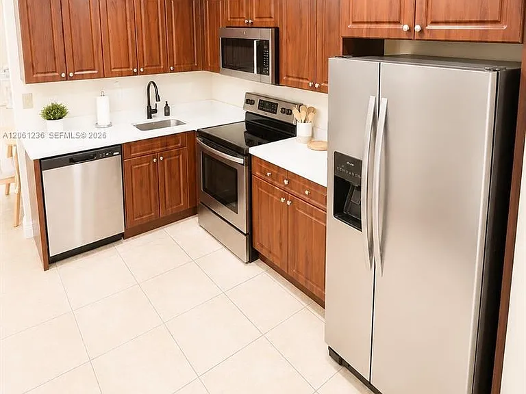 8381 SW 148th Ave #0 — Photo 6