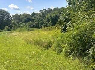 88 Tuttle Rd, Woodbury, CT 06798