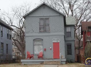 425 SW Taylor St, Topeka, KS 66603