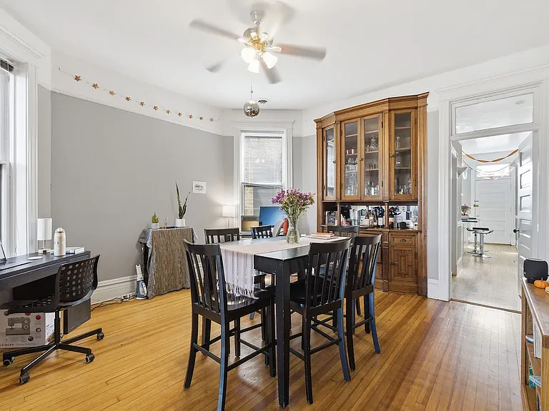 863 W Newport Ave #3F — Photo 9
