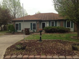 2672 W Buena Vista St, Springfield, MO 65810