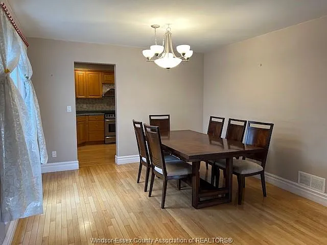 480 Bartlet Dr — Photo 3