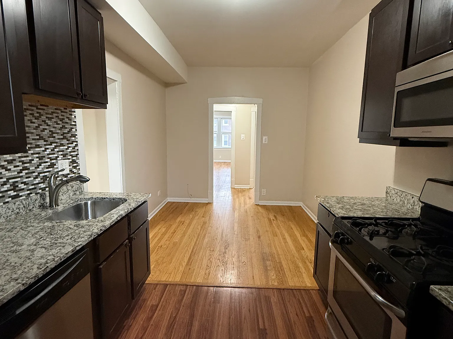1 bed, $1,595 — Photo 4