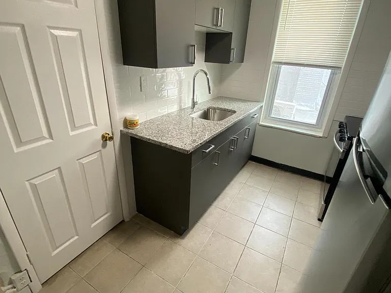 1142 S 11th St #3 — Photo 19