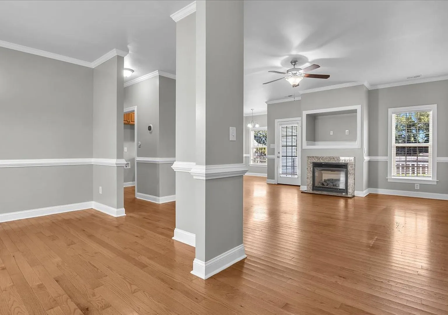 Spacious 4-bedroom home on over half an acre! — Photo 4