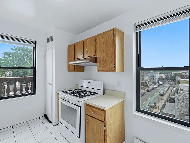 144 Old Bergen Rd #D3 — Photo 6