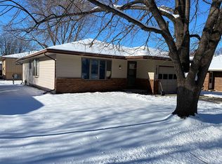 1333 Rainbow Ave, Seward, NE 68434