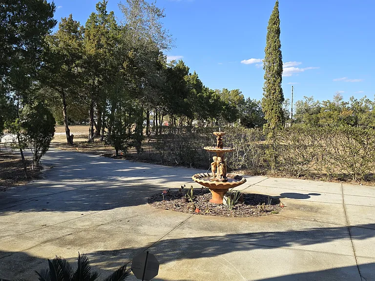 502 W Lester Rd — Photo 11