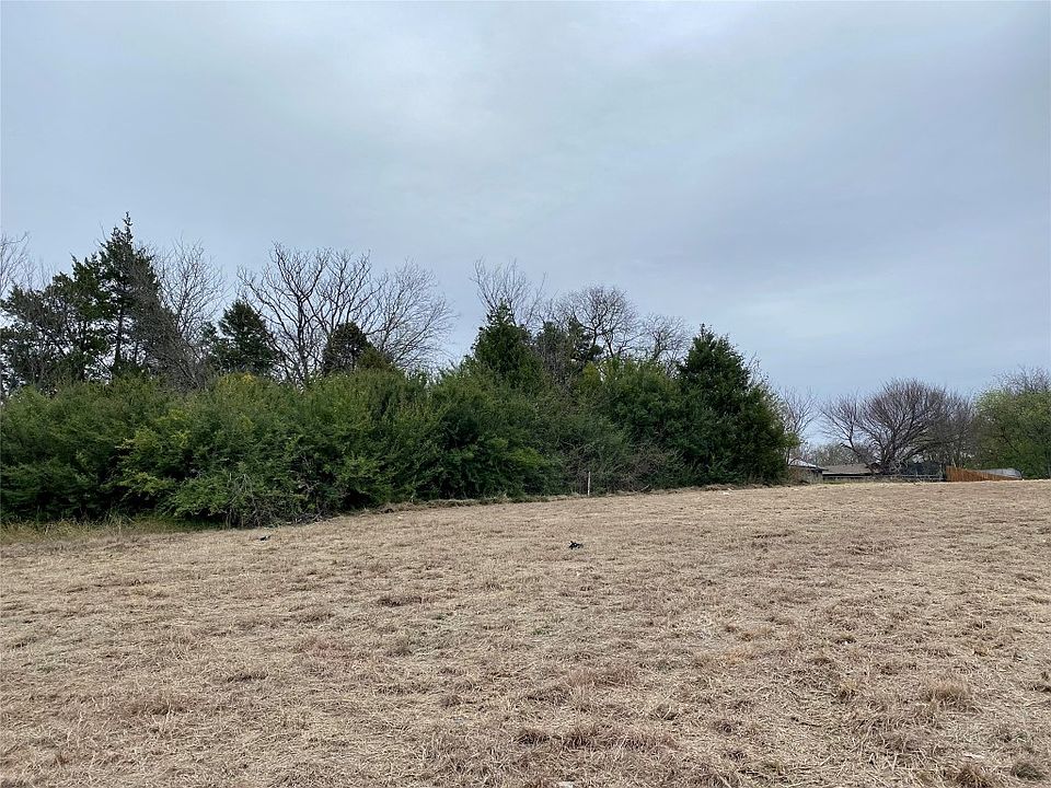 1st image of 626 N M L King Jr Blvd