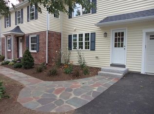 7 Abbott Rd, Natick, MA 01760