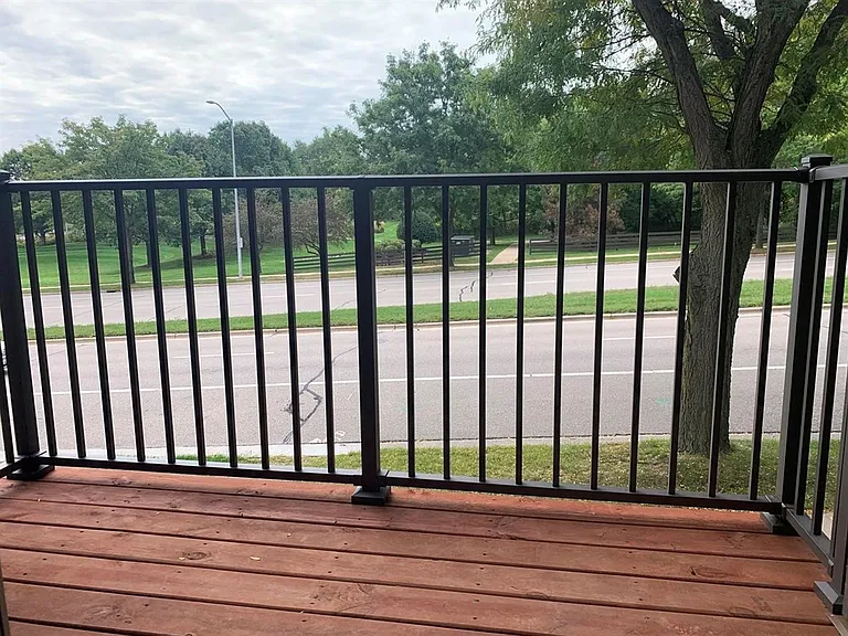 Bedroom B balcony