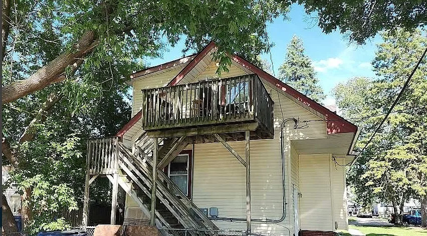 2 bed, 832 sqft, $1,440 — Photo 2
