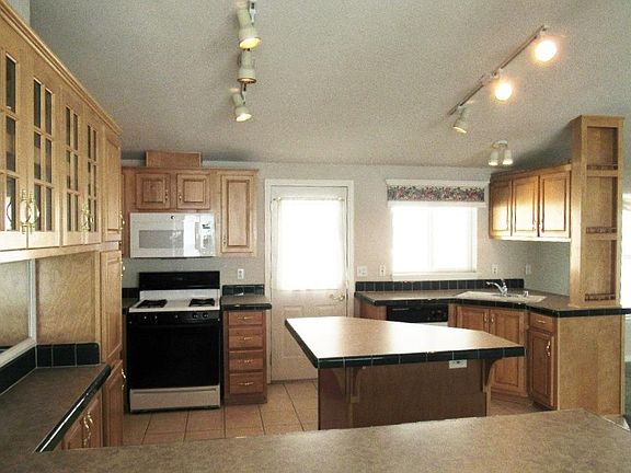3rd image of 1220 Tasman Dr Spc 533
