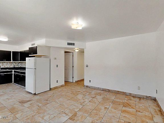 4th image of 540 N Yarbrough Dr #29
