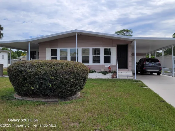 8074 Morelli Ave, Brooksville, FL 34613