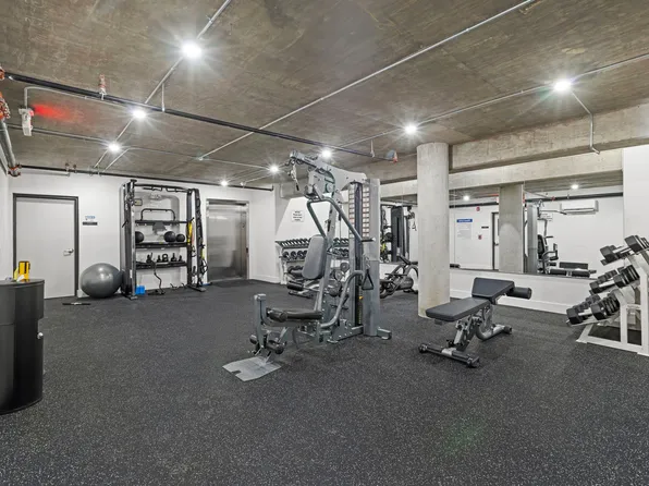 433 62nd Street image 16 of 19