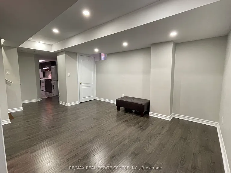 7372 Saint Barbara Blvd #BASEMENT — Photo 4