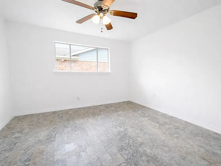4902 Scott Reef St — Photo 6