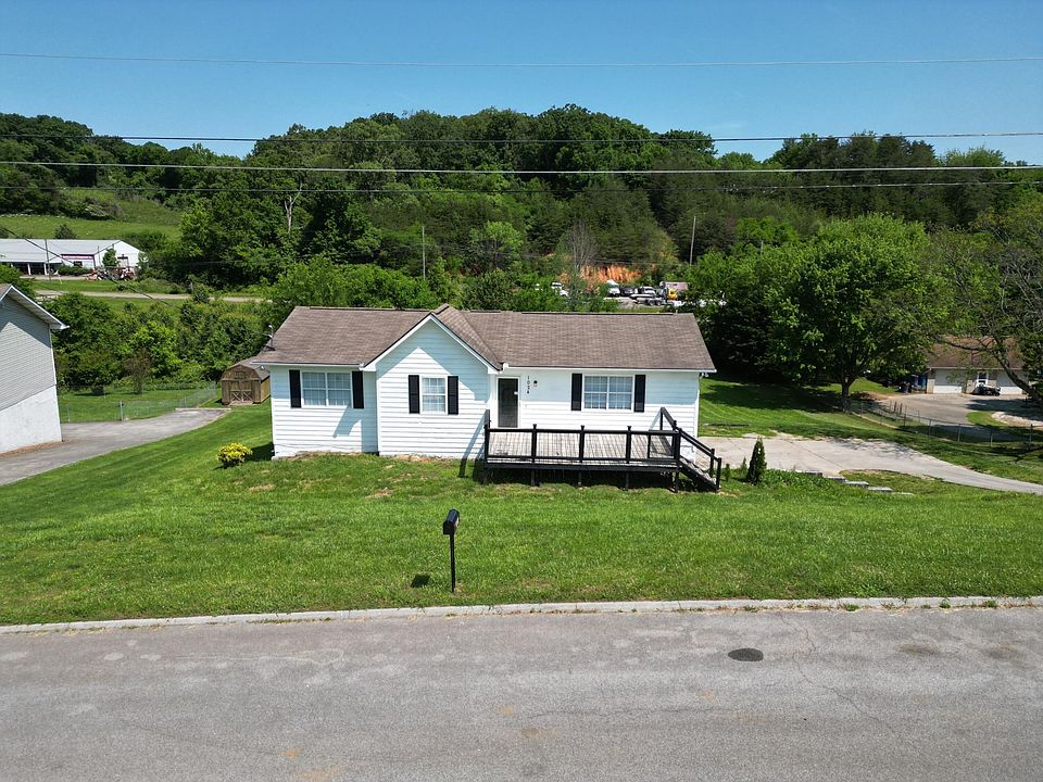1st image of 1024 Bradley Ct