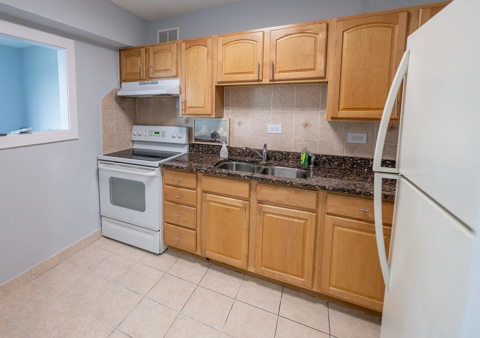 1 bed, 725 sqft, $1,250 — Photo 3
