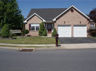 2540 Ben Jon Rd, Easton, PA 18040