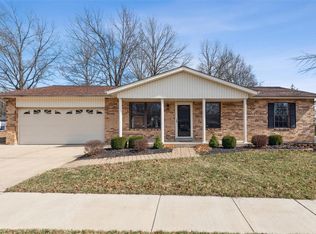 1759 San Luis Rey Pkwy, Fenton, MO