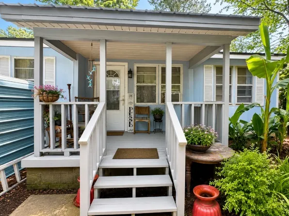 429 Chestnut St, Maury City, TN 38034